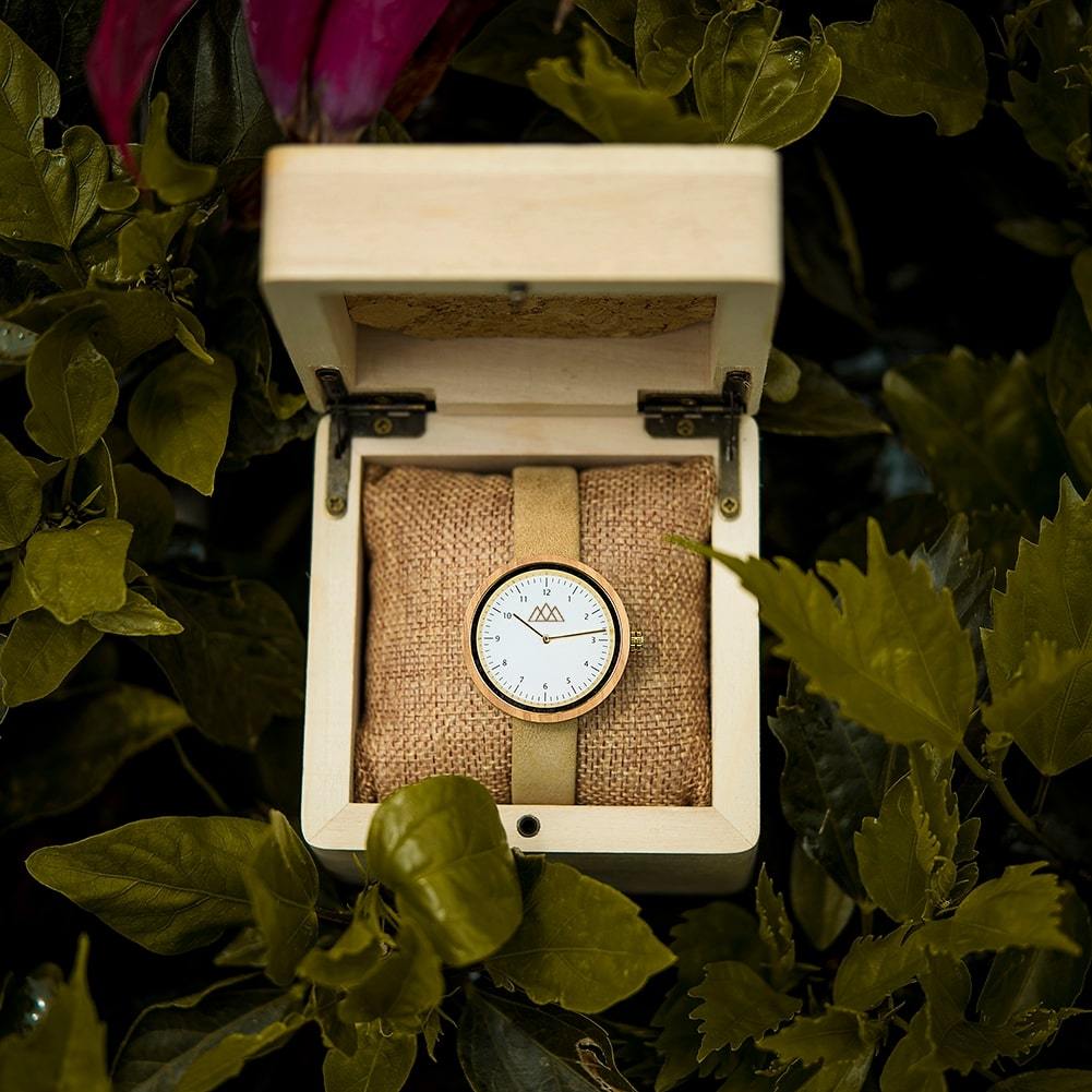 Montre en Bois Femme Petit Cadran