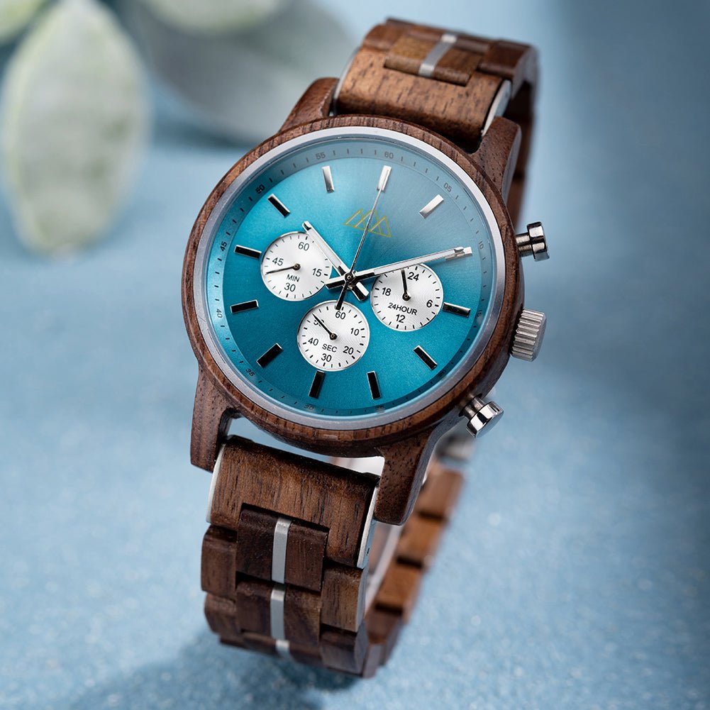 Montre en Bois bleue