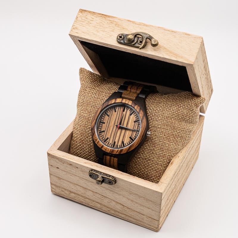 Montre en Bois Originale