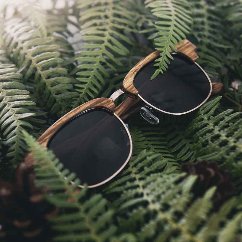 Lunettes en bois Ray Ban Clubmaster - Gris