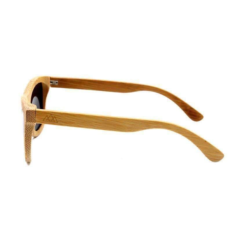 Lunettes en bois wayfarer Bambou Gris, vue 3 sur fond blanc