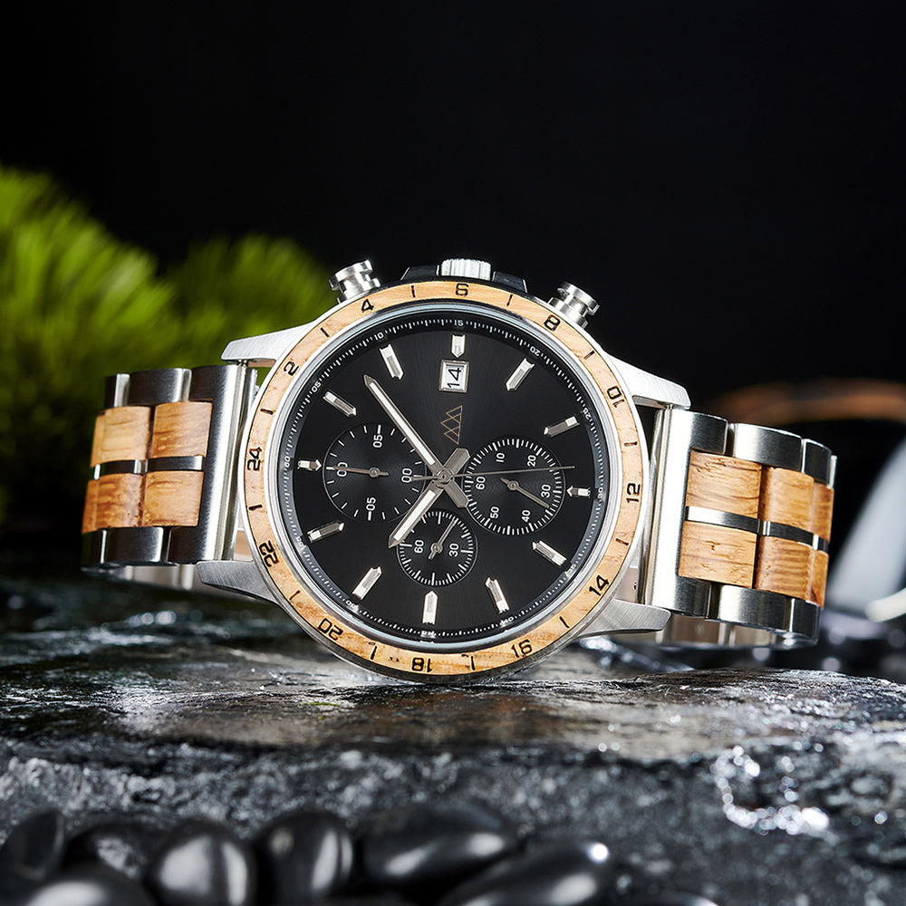 Montre en bois d'olivier homme Artio en situation, photo 2