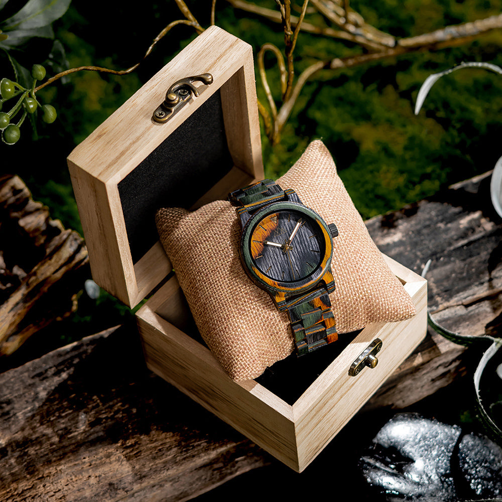 Montre bracelet en bois Verdiry en situation, photo 2