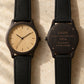 Montre en bois gravée, faire-part de naissance gravé au dos du boîtier