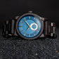 Montre homme bois cadran bleu Teriol Blue en situation, photo 2