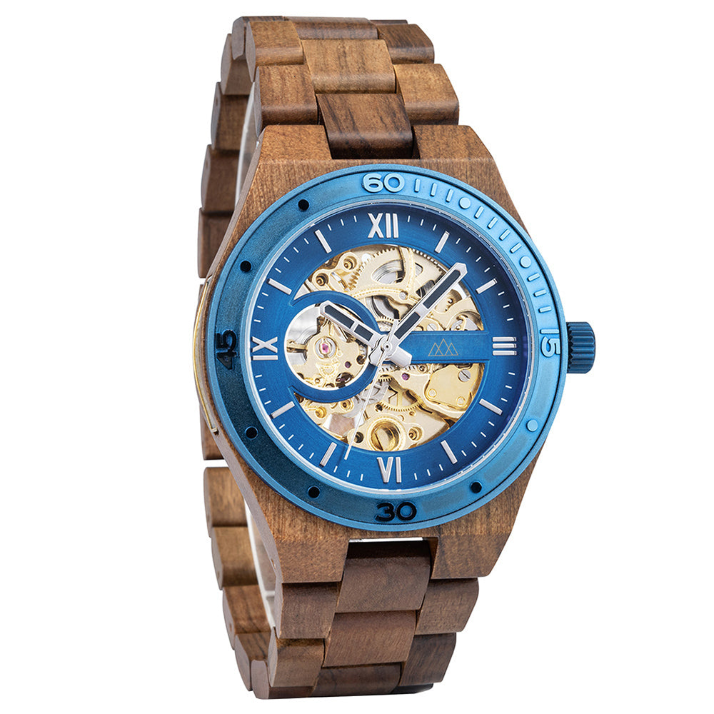 Montre mécanique automatique en bois Gareth, vue 3 sur fond blanc