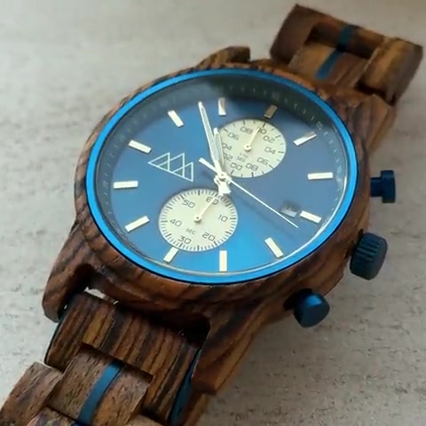 Montre en bois Brooklyn Blue en vidéo