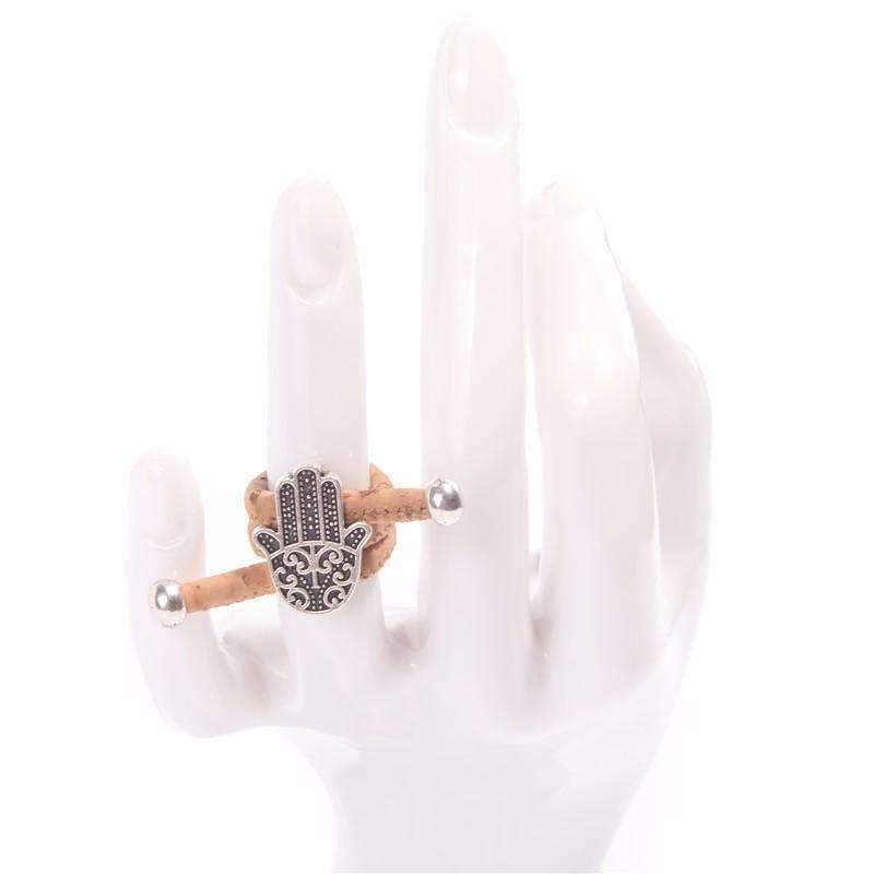 Bague Liège Main, vue 2 sur fond blanc