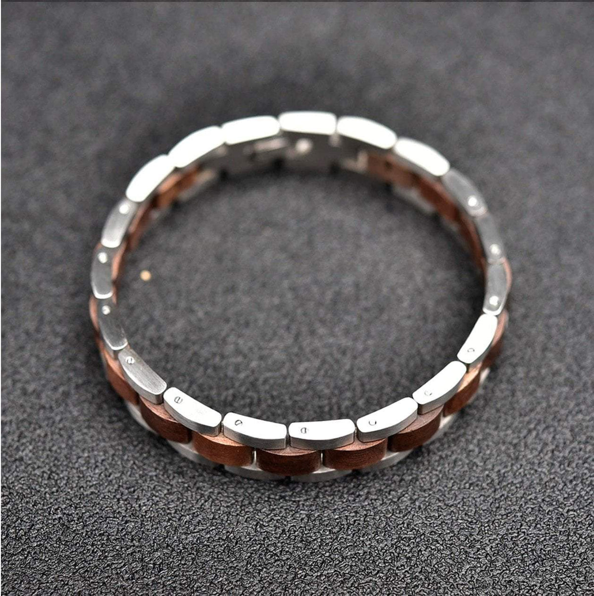 Bracelet en bois homme Ibra en situation, photo 2