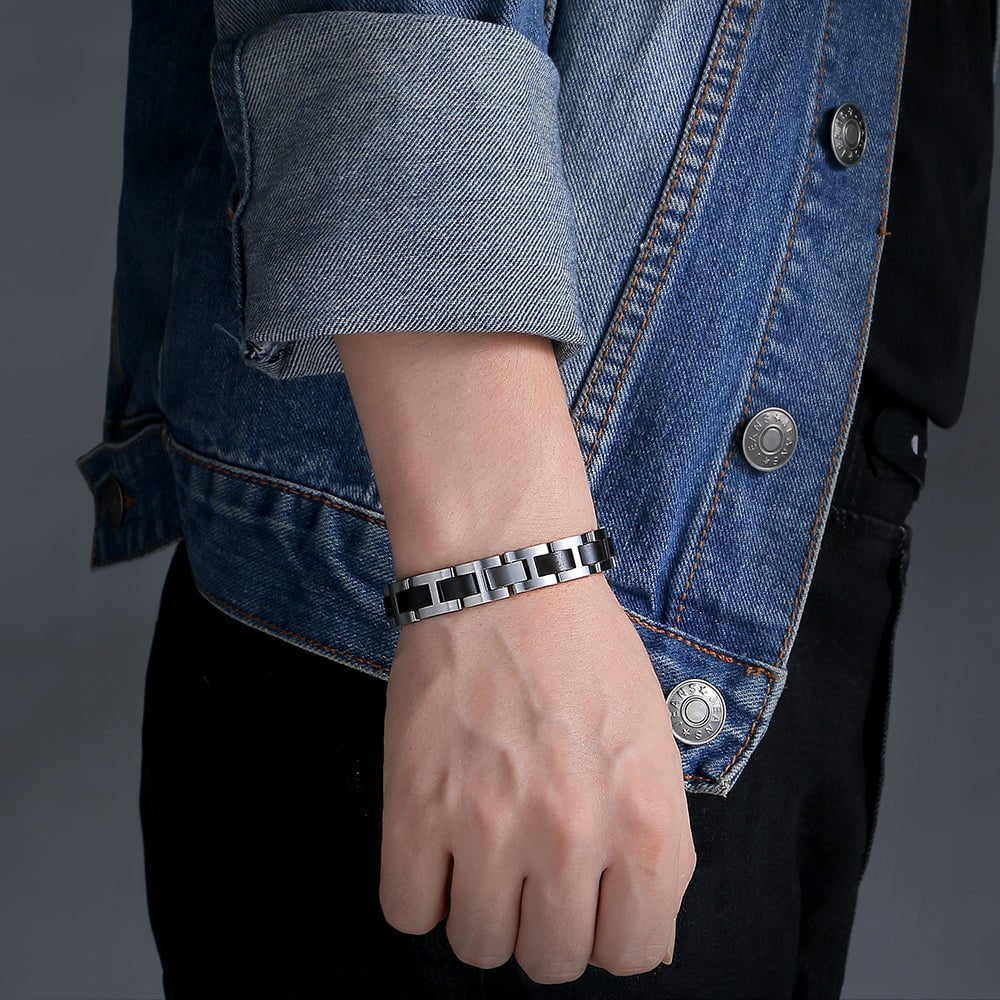 Bracelet homme bois Steel Black en situation, photo 4