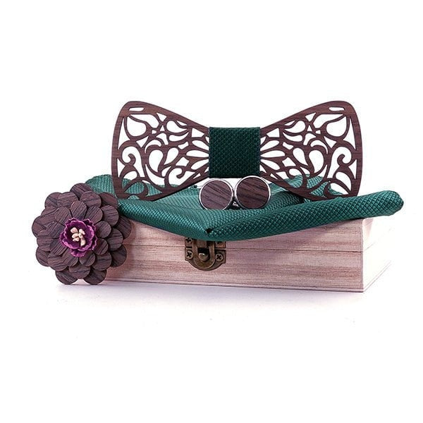 Coffret noeud papillon bois mariage Love, vue 2 sur fond blanc