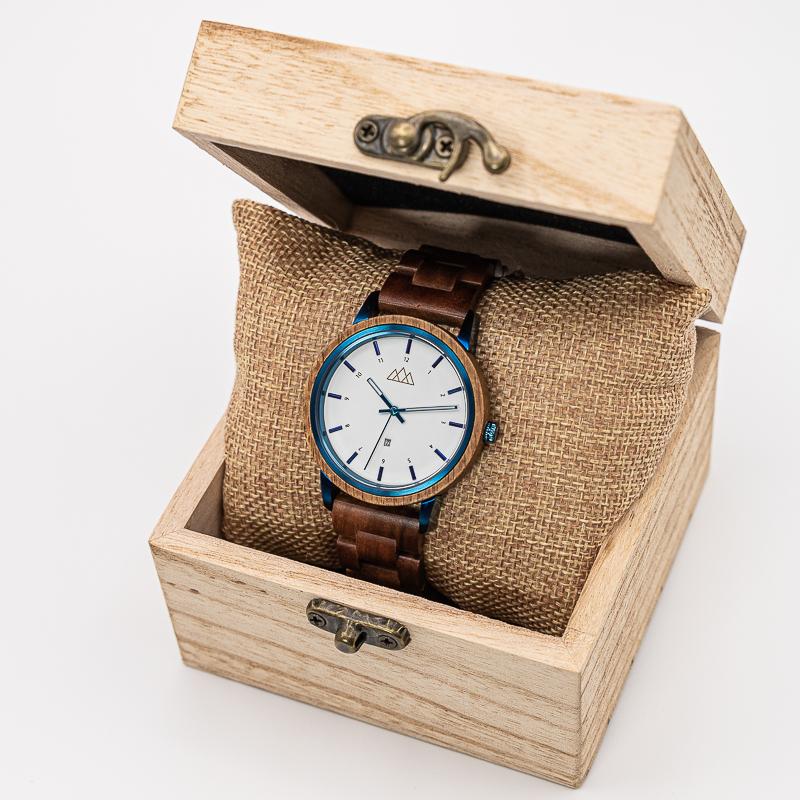 Montre bois cadran blanc Azuria, vue 2 sur fond blanc