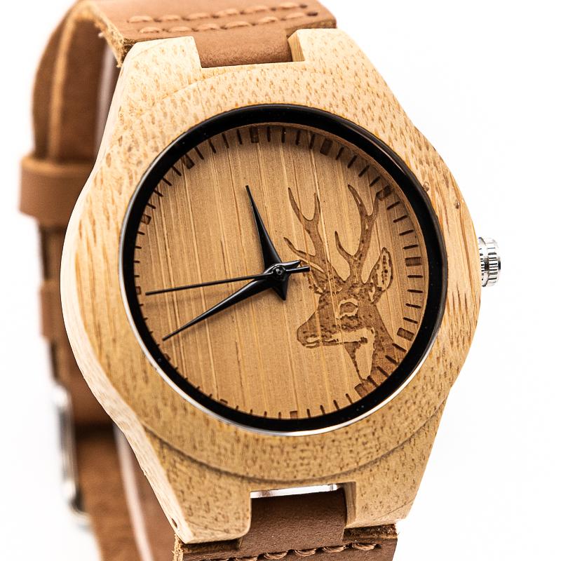 Montre en bois déco Deer en situation, photo 2