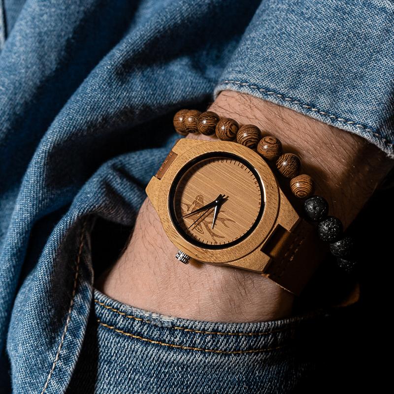 Montre en bois déco Deer en situation, photo 3