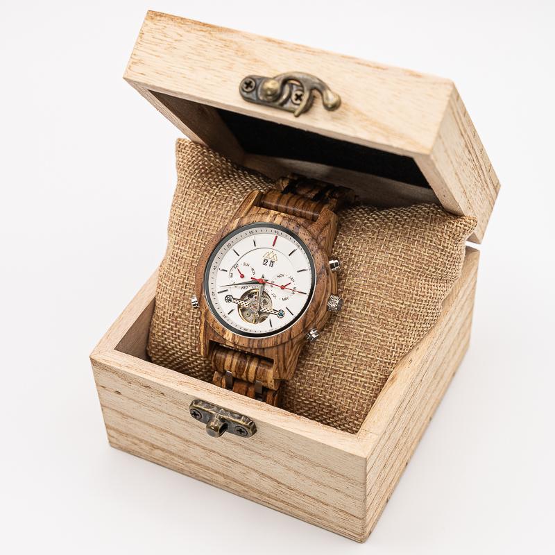 Montre en bois homme automatique Suprem Light, vue 2 sur fond blanc