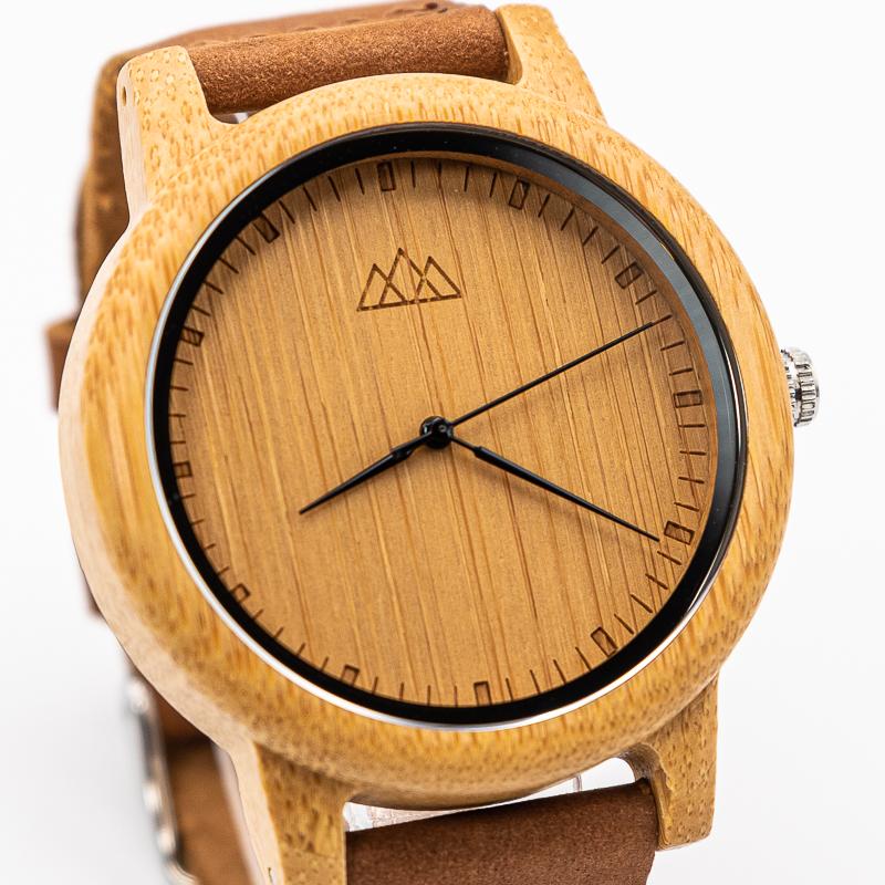 Montre en bois homme cuir Pur Line en situation