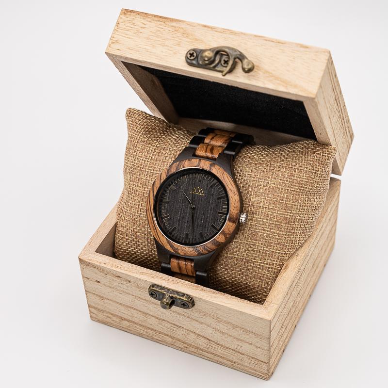 Montre en bois homme design Evasion en situation, photo 4