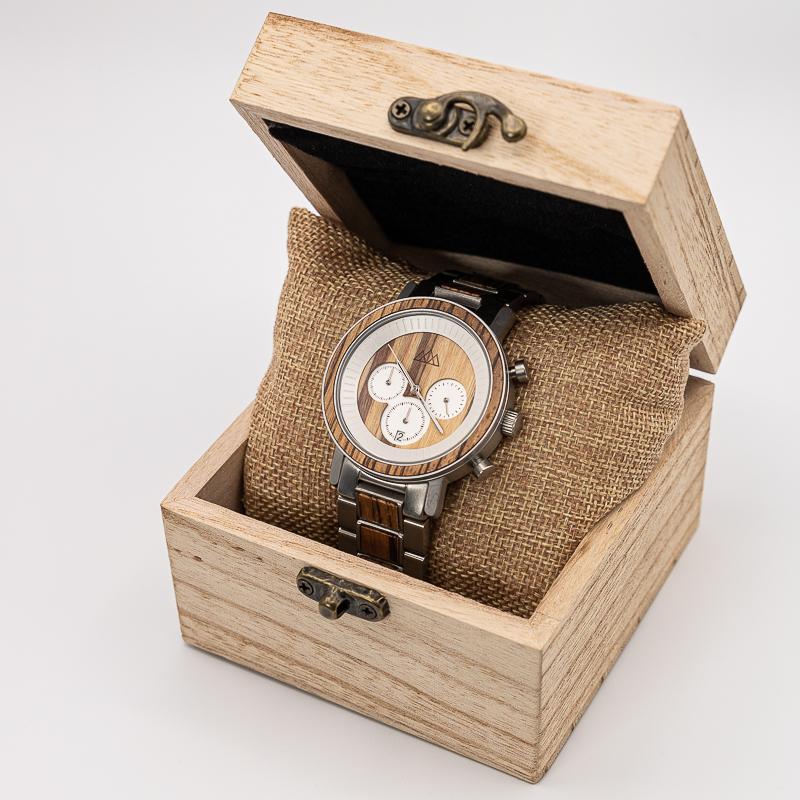Montre en bois homme Lux Marshal Silver en situation, photo 4