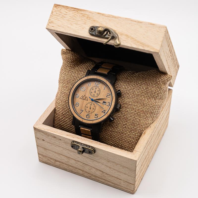 Montre en bois homme nature Forester en situation, photo 4