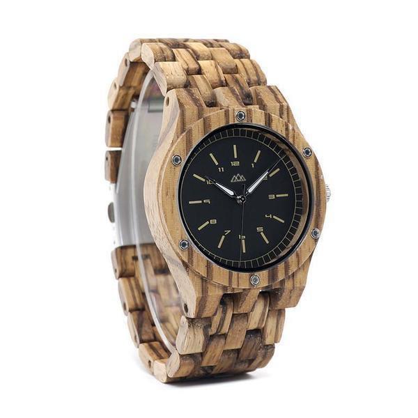 Montre en bois homme suisse Zebra Daily, vue 3 sur fond blanc