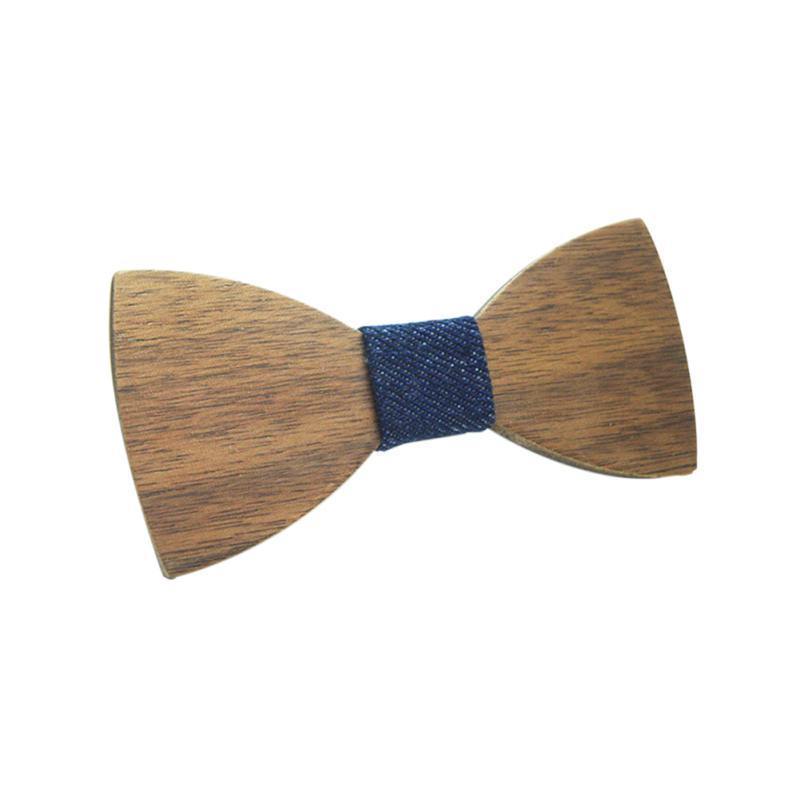 Noeud papillon en bois enfant Boryana, vue 2 sur fond blanc